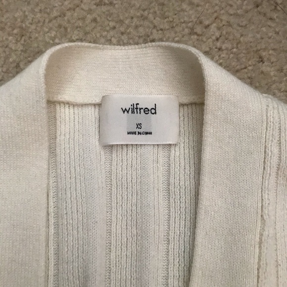 Aritzia Thais Cardigan - Picture 6 of 7